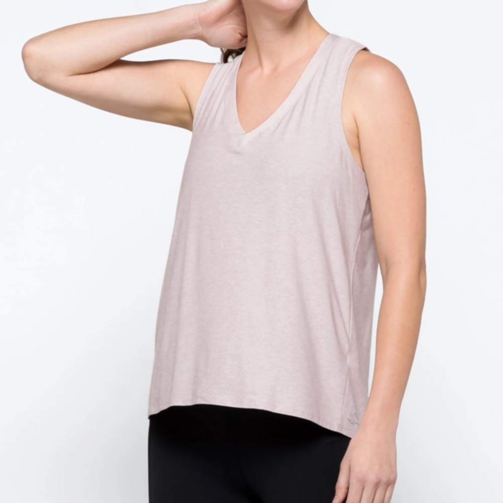 Gently worn! Beyond Yoga All About It Split Tank Size M in Tan
